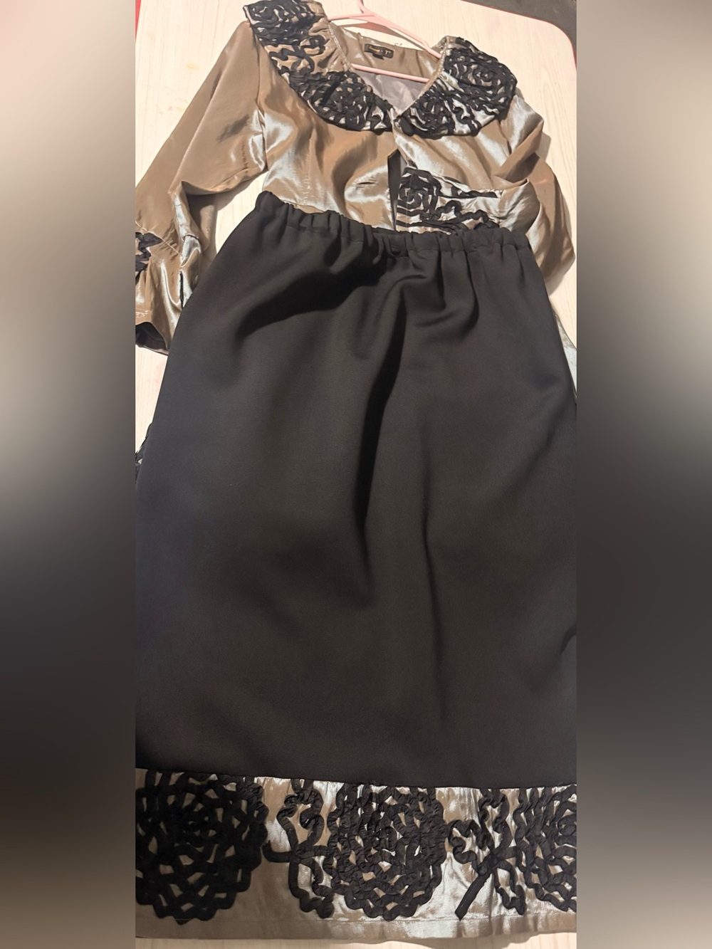 Metallic Taupe Womens Embroidered Fit-and-Flare Blazer - Picture 3 of 5